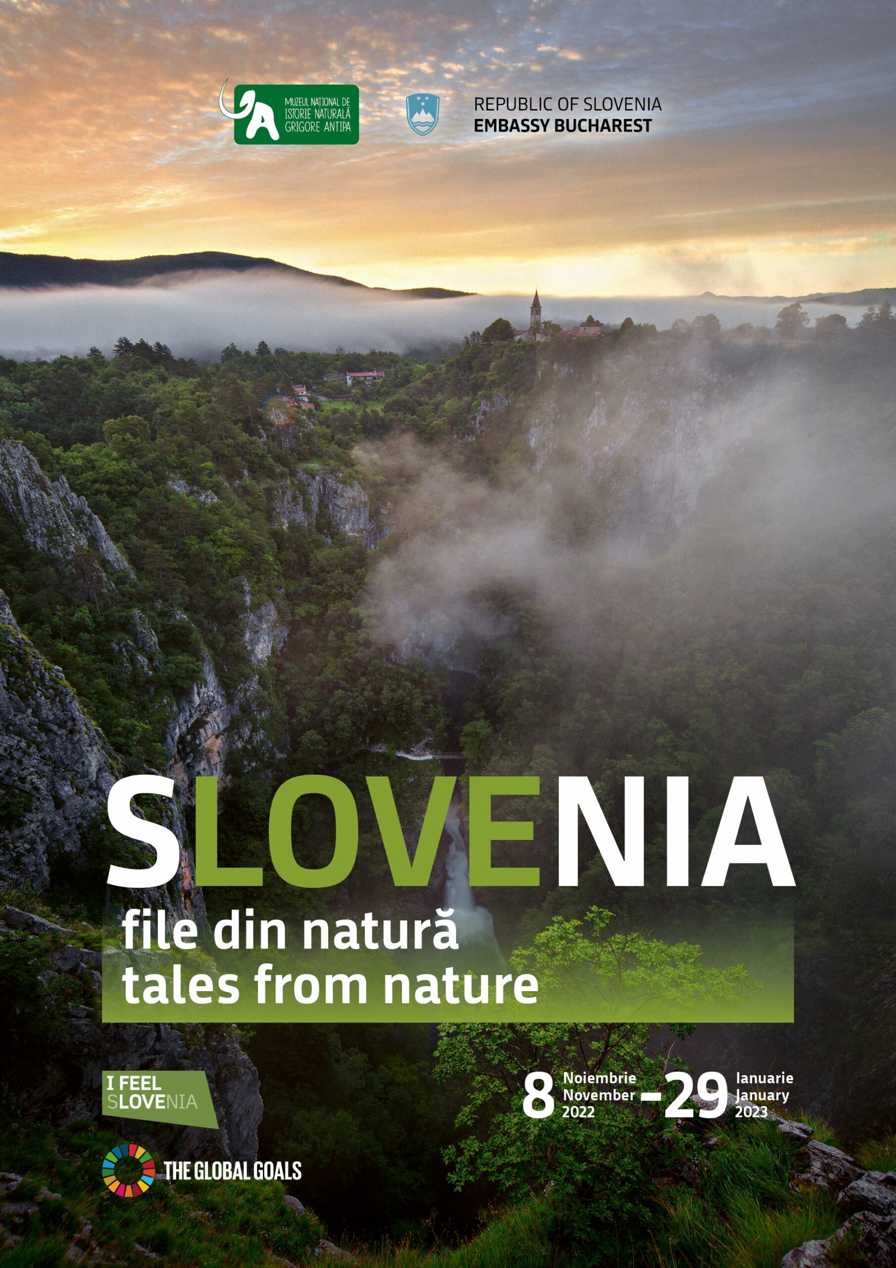 Afiș Slovenia- file din natură, în care apare o vedere panoramică peste munți